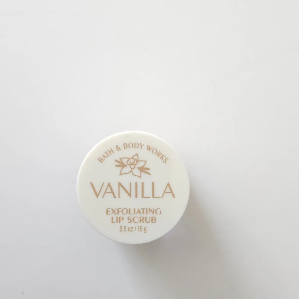 Bath and body works, vanilla lip care set